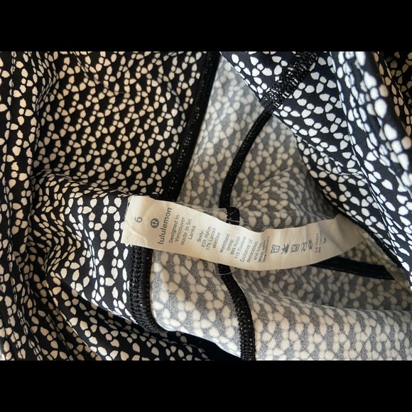 Lululemon Fast and Free Tights 25" - Picture 5 of 6